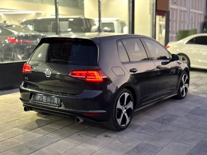 2016 Volkswagen Golf GTI 4 Cylinder Engine Black Hatchback Turbo Performance