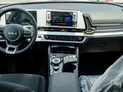 2025 Kia Sportage 1.6L Turbocharged 4 Cylinder Petrol Silver Black SUV