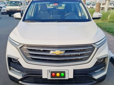 2022 Chevrolet Captiva Other 4 Cylinder Petrol Engine White Grey SUV GCC