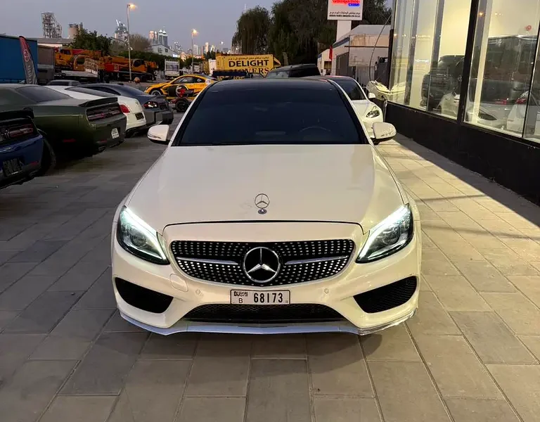 2015 Mercedes-Benz C-Class C300 4Matic 4 Cylinder Petrol Engine White Black Sedan