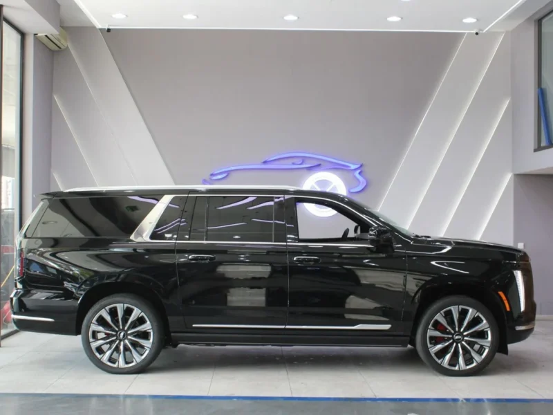 2025 Cadillac Escalade Sport Platinum 6.2 Liter V8 4WD Black SUV