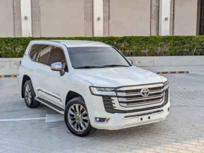 2016 TOYOTA LAND CRUISER FACELIFTED 2025 GCC Specs V6 4.0L White Beige SUV