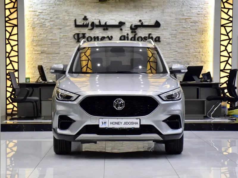 2022 MG ZS Comfort 4 Cylinders Petrol Engine Silver Black Crossover GCC