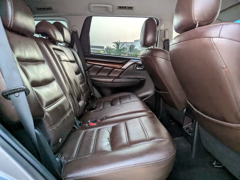 2019 Mitsubishi Montero Sport GLS 4WD Top Line 4 Cylinders Grey Brown SUV
