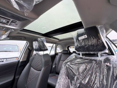 2024 Toyota RAV4 ELITE 2.5L 4 Cylinder HYBRID Engine White Black SUV