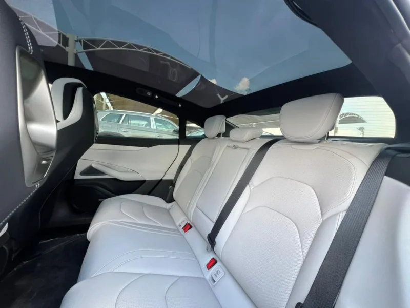 2025 Xiaomi SU7 Xiaomi SU7 Electric Vehicle Blue White Sedan AWD