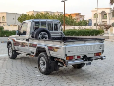 2018 Toyota Land Cruiser 79 series Other DIESEL V8 Engine 4.5 Litres Silver Beige Pickup