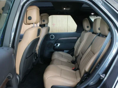 2024 Land Rover Discovery P360 Dynamic HSE 3.0L Inline-6 Grey Tan SUV AWD