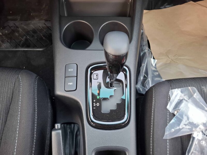 2025 Toyota Hilux Adventure 4.0L 6 Cylinders Engine AT White Black Pickup Petrol