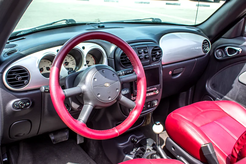 2005 Chrysler PT Cruiser Limited 4 Cylinder Petrol Engine Silver Red Coupe