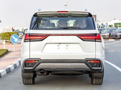 2022 Lexus LX 600 Signature 3.5L 6 Cylinder Petrol Engine White Black SUV GCC