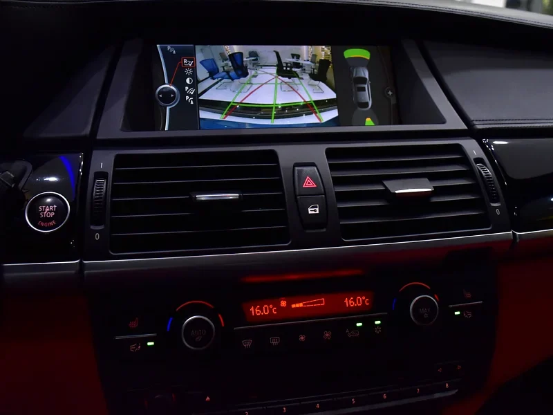 2013 BMW X6 X6M 8 Cylinder Petrol Engine Blue Red SUV GCC Specs