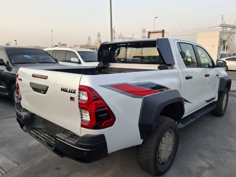 2025 Toyota Hilux GR Sport 4.0L V6 Engine AT White Black Truck Petrol