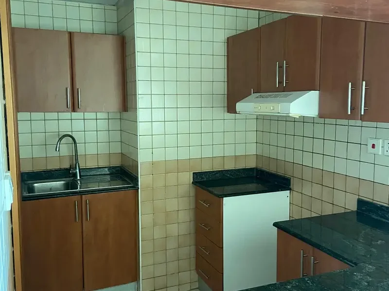 Spacious | 2 Bed | Balcony | Parking