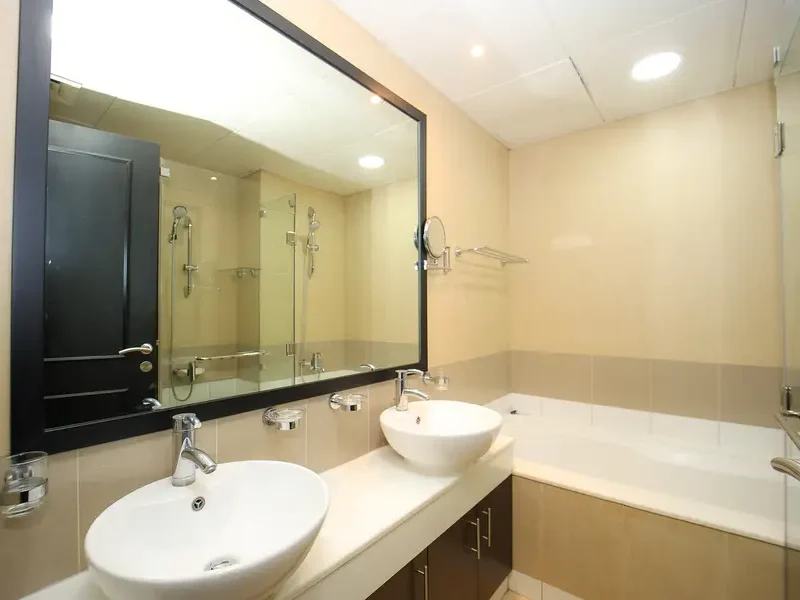 Spacious | Furnished 1 Bed | Balcony | Car Park