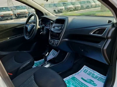 2019 Chevrolet Spark Other 4 Cylinder petrol Engine White Black Hatchback GCC