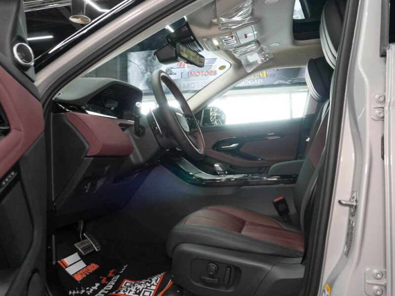 2025 Land Rover Range Rover Evoque 4 Cylinders Petrol Engine Silver Red SUV