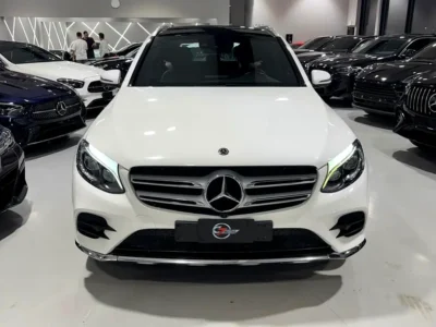 2018 Mercedes-Benz GLC GLC 250 4MATIC 4 Cylinders Engine White Brown Crossover