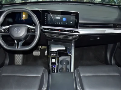2024 MG One LUX 4 Cylinder Petrol Engine Black SUV GCC Specs
