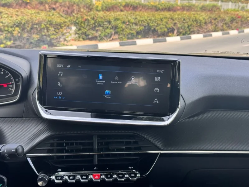 2025 Peugeot 2008 Active GCC 1.2L 4 Cylinder Engine CUV FWD Grey Black SUV