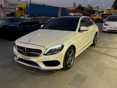 2015 Mercedes-Benz C-Class C300 4Matic 4 Cylinder Petrol Engine White Black Sedan