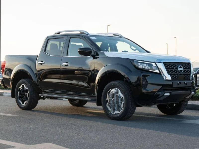 2025 Nissan Navara LE 2.5L 4 Cylinders Petrol Manual Black Pick Up Truck GCC