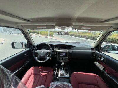 2024 Nissan Patrol Super Safari 4.8L 6-Cylinder In-line White Red SUV GCC Specs