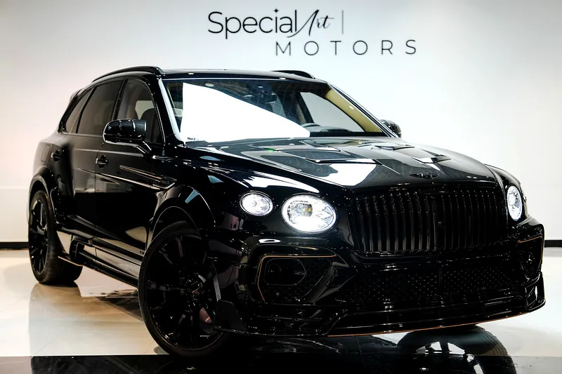 2022 Bentley Bentayga ORIGINAL MANSORY KIT WITH CERTIFICATE 8 Cylinders Petrol Engine Black Beige SUV