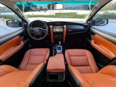 2016 TOYOTA FORTUNER FACELIFTED 2025 V4 2.7L Grey Brown SUV GCC Specs