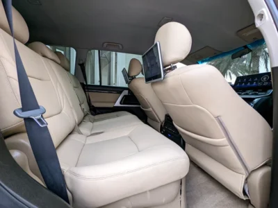 2009 Toyota Land Cruiser GXR 6 Cylinder Petrol Engine Black Beige SUV GCC