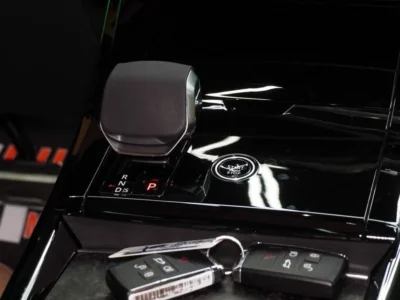 2025 Land Rover Range Rover Sport Autobiography P530 8 Cylinders White Beige SUV