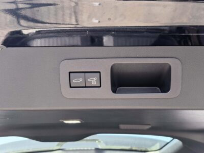 2024 Toyota Landcruiser VXR 3.5-liter Twin-Turbo V6 Petrol Engine Black SUV