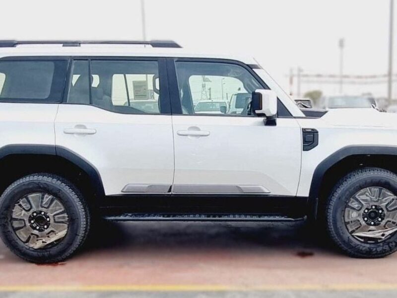 2025 TOYOTA PRADO 250 ALL ROUNDER G 2.4L 4 Cylinders Engine 4X4 White Beige SUV