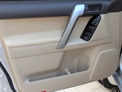 2018 Toyota Prado EXR V6 Petrol Engine Silver Beige SUV EXCELLENT CONDITION