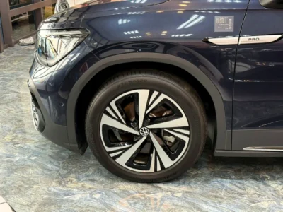 2022 Volkswagen ID.6 Crozz Pure+ Electric Car Blue Grey SUV 550 - 650 KM