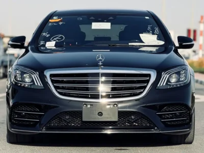 2018 Mercedes-Benz S-Class S 560 4MATIC 8 Cylinder Engine Black Sedan