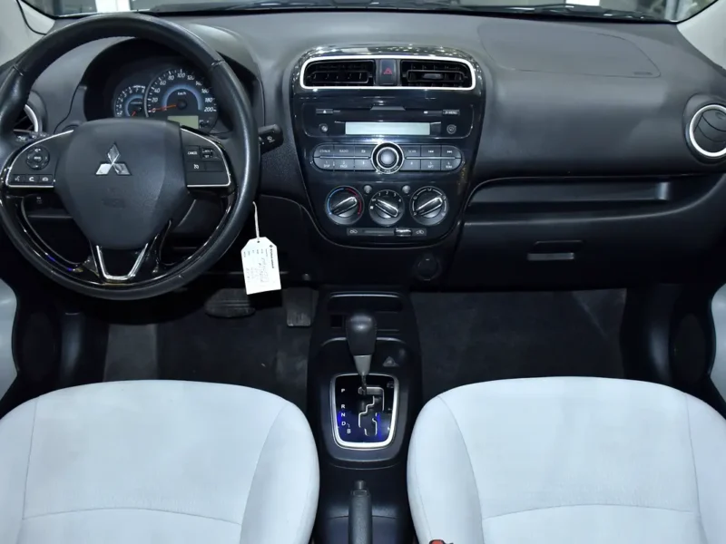 2021 Mitsubishi Attrage GLS 3 Cylinder Petrol Engine White Grey Sedan GCC Specs