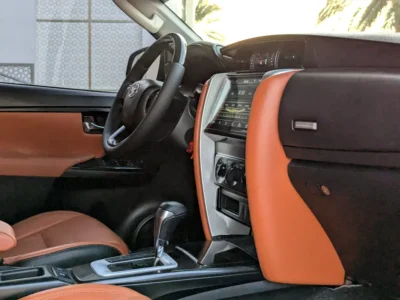 2016 TOYOTA FORTUNER FACELIFTED 2025 V4 2.7L Grey Brown SUV GCC Specs