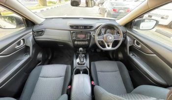 2022 Nissan X-Trail ST 2.5 Litres 4 Cylinder Petrol Engine White Black SUV