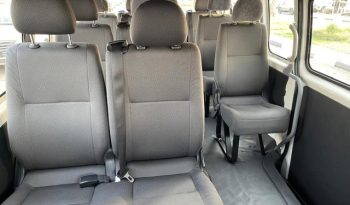 2016 Toyota Hiace Commuter 3.0 Litre 4 Cylinder Turbo Diesel Engine White Grey Van