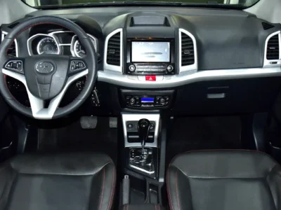 2019 JAC S3 Luxury 4 Cylinder Petrol Engine Brown Black Crossover GCC Specs