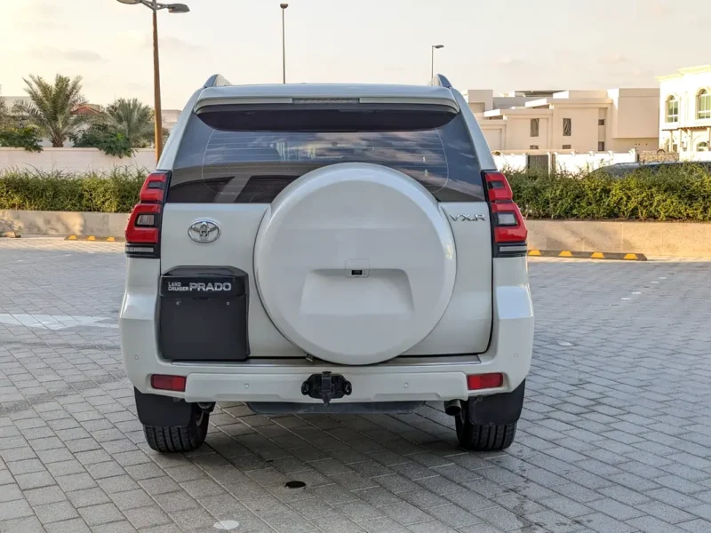 2019 TOYOTA PRADO VXR TOP FULL OPTION GCC V6 4.0L White Beige SUV