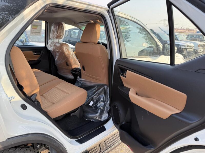 2025 Toyota Fortuner 2.4L 4Cylinder Engine Turbo Diesel White Beige SUV