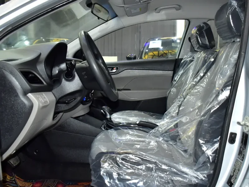 2020 Hyundai Accent Comfort 4 Cylinder Petrol Engine Silver Grey Sedan GCC