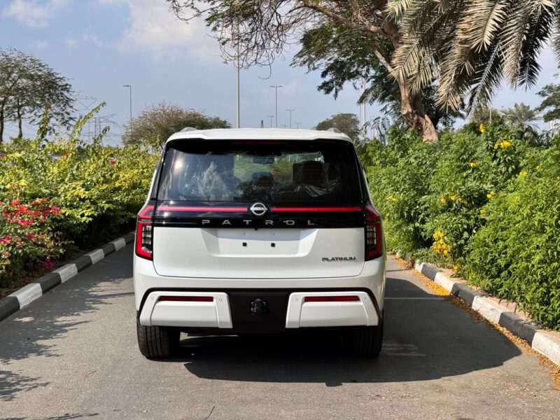 2025 NISSAN PATROL PLATINUM 3.5L V6 TWIN TURBO White Red SUV GCC