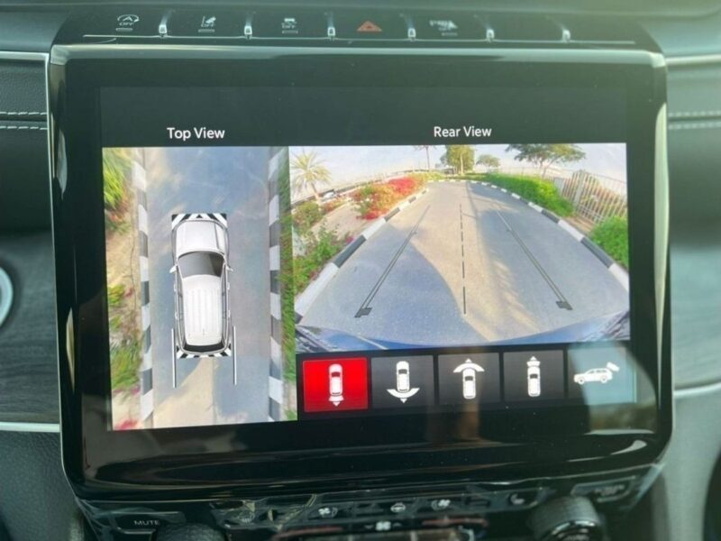 2024 JEEP GRAND CHROKEE 3.6 Liter V6 Cylinder Petrol Engine Black SUV GCC