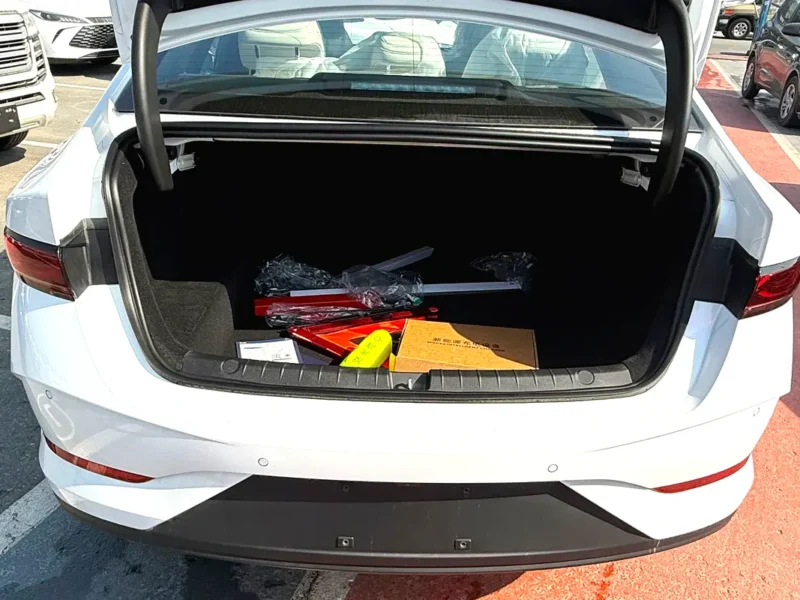 2025 BYD Qin Plus DM-i 4 Cylinder Hybrid Engine White Sedan