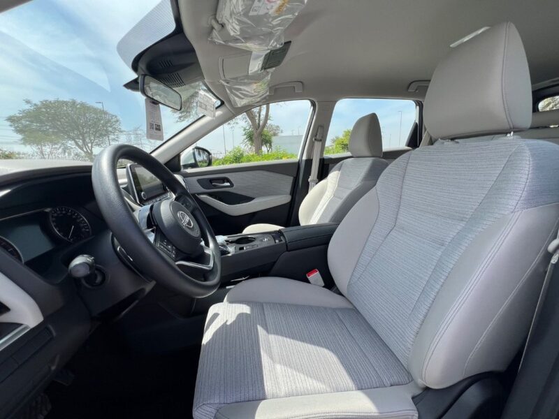 2026 Nissan XTrail S 2.5 Litres 4 Cylinders Petrol Engine White Beige SUV GCC