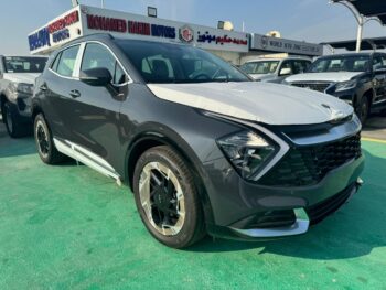 2024 Kia Sportage 1.5 L Turbo GDI 4 Cylinders Engine Grey Black SUV