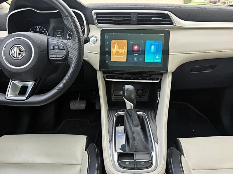 2024 MG ZS LUXURY 1.5 Litre 4 Cylinders Engine AT FWD Blue Beige SUV GCC